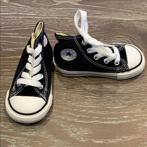 Converse toddler size 5